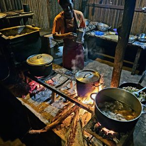 cuisine-feu-de-bois-babaomby